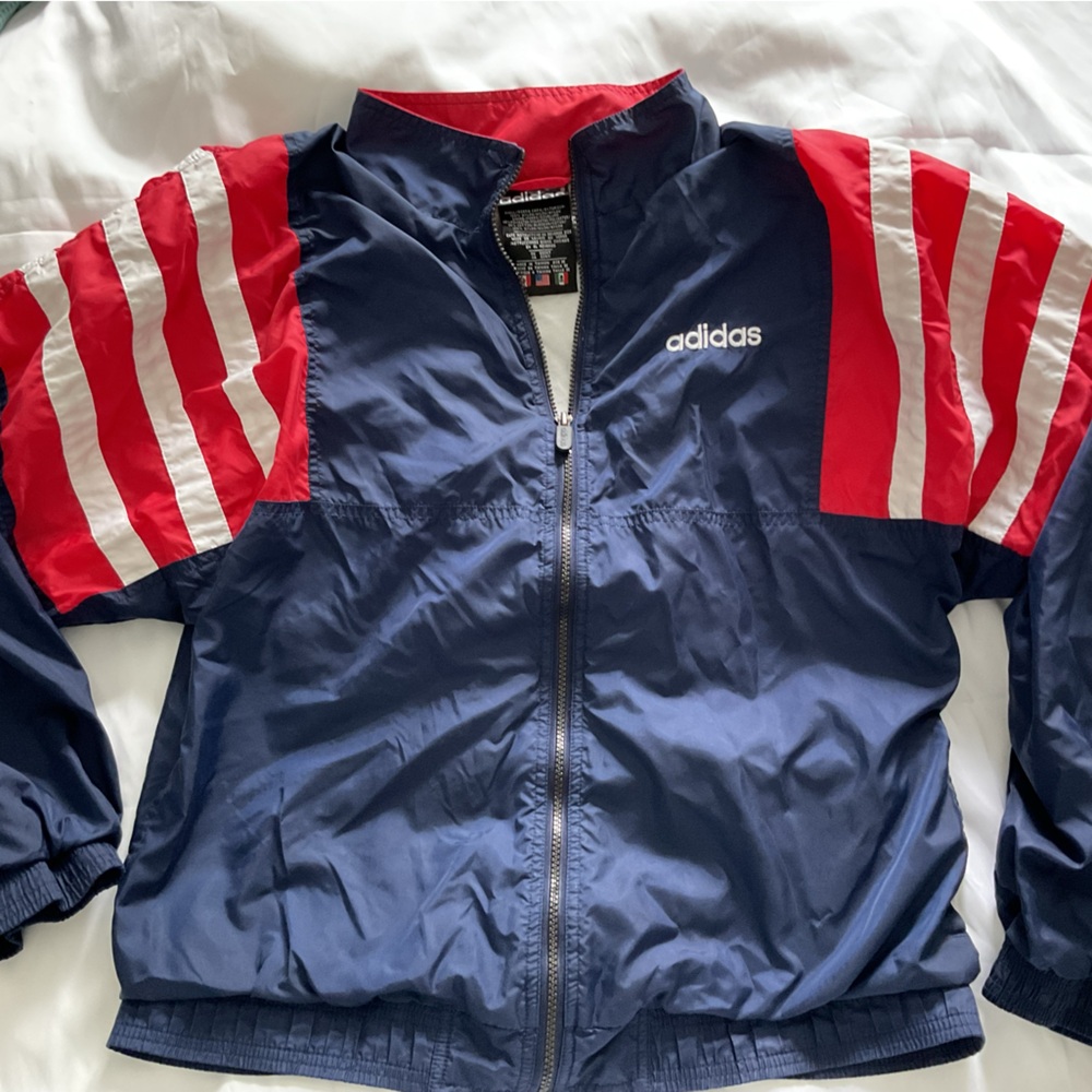 Adidas vintage windbreaker jacket size medium red white and blue full zip